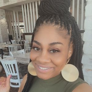 Meet your Posher, Camilla